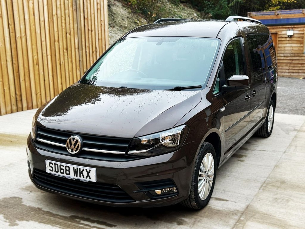 Used Volkswagen Caddy Maxi Life 2018 for sale - 76223737: Photo 6
