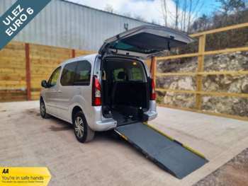 2017 (67) - 3 Seat Auto Wheelchair Accessible Disabled Access Vehicle WAV 5-Door