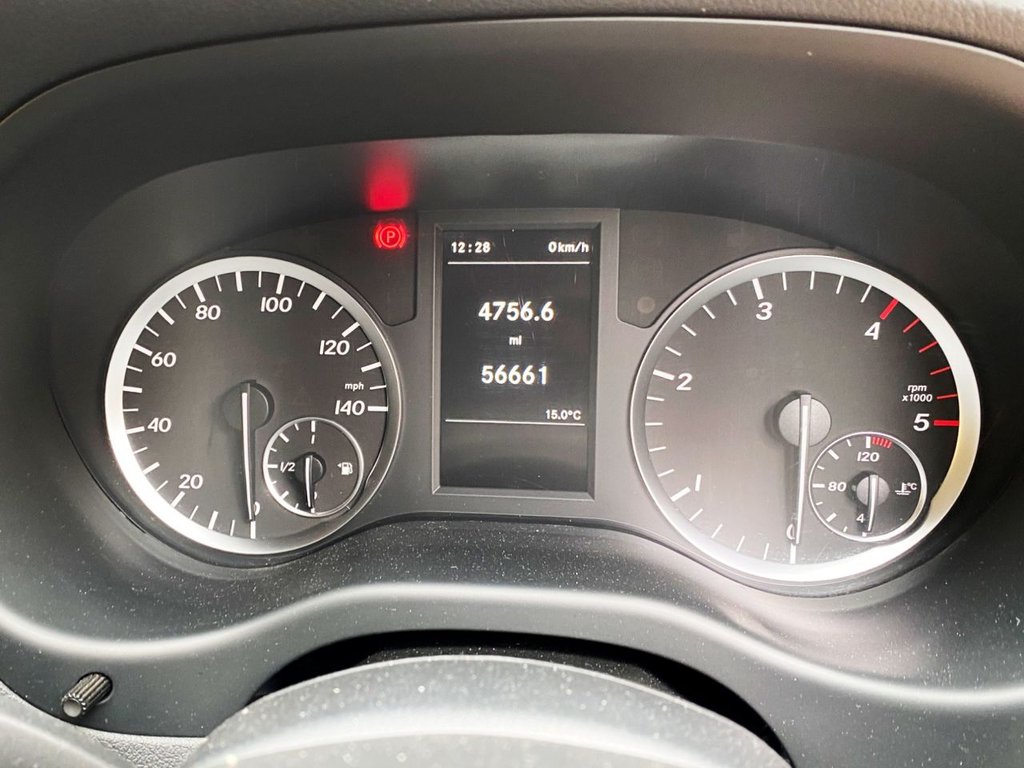 Used Mercedes-Benz Vito 2016 for sale - 75985789: Photo 16