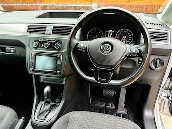 Used Volkswagen Caddy Maxi Life 2018 for sale - 77188625: Photo