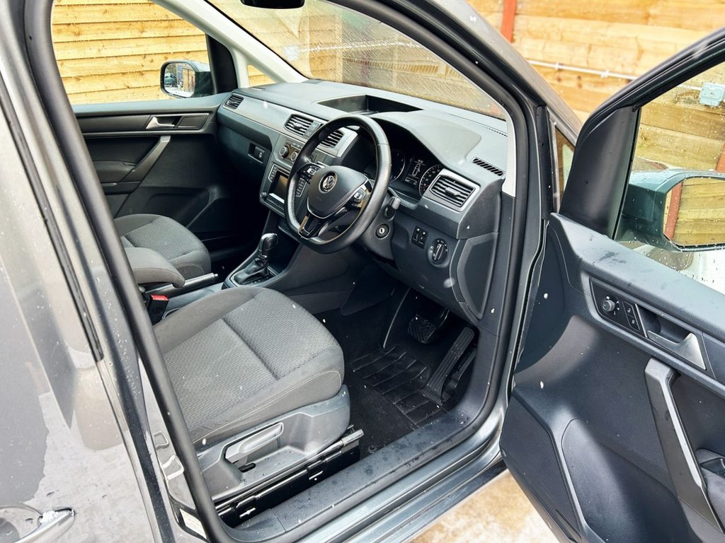 Used Volkswagen Caddy Maxi Life 2021 for sale - 76333658: Photo 16