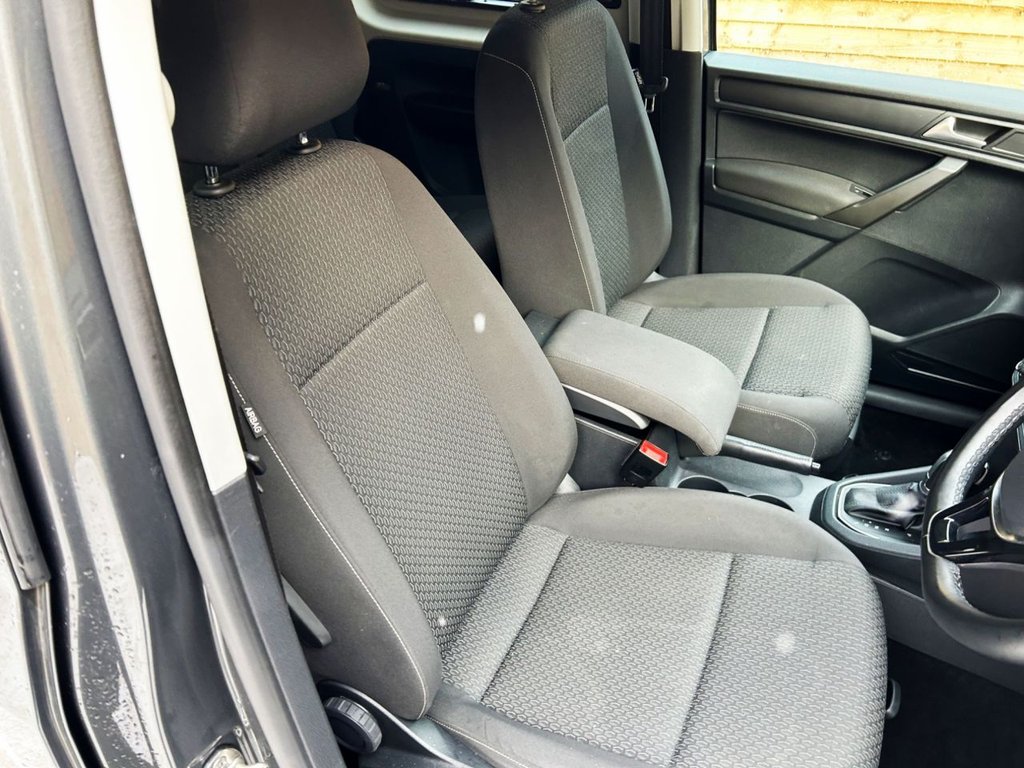 Used Volkswagen Caddy Maxi Life 2021 for sale - 76333658: Photo 17