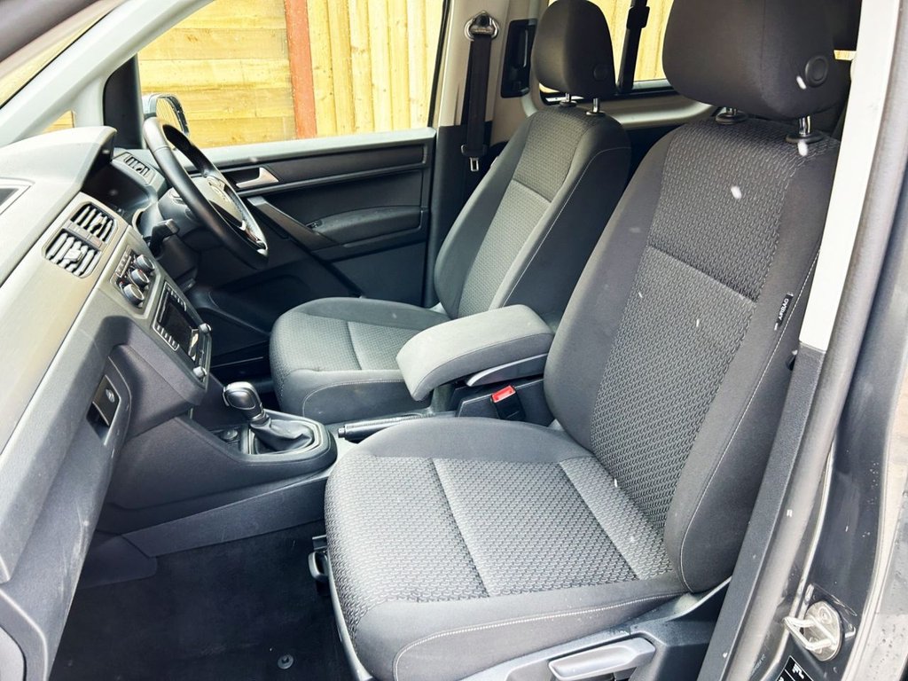 Used Volkswagen Caddy Maxi Life 2021 for sale - 76333658: Photo 21