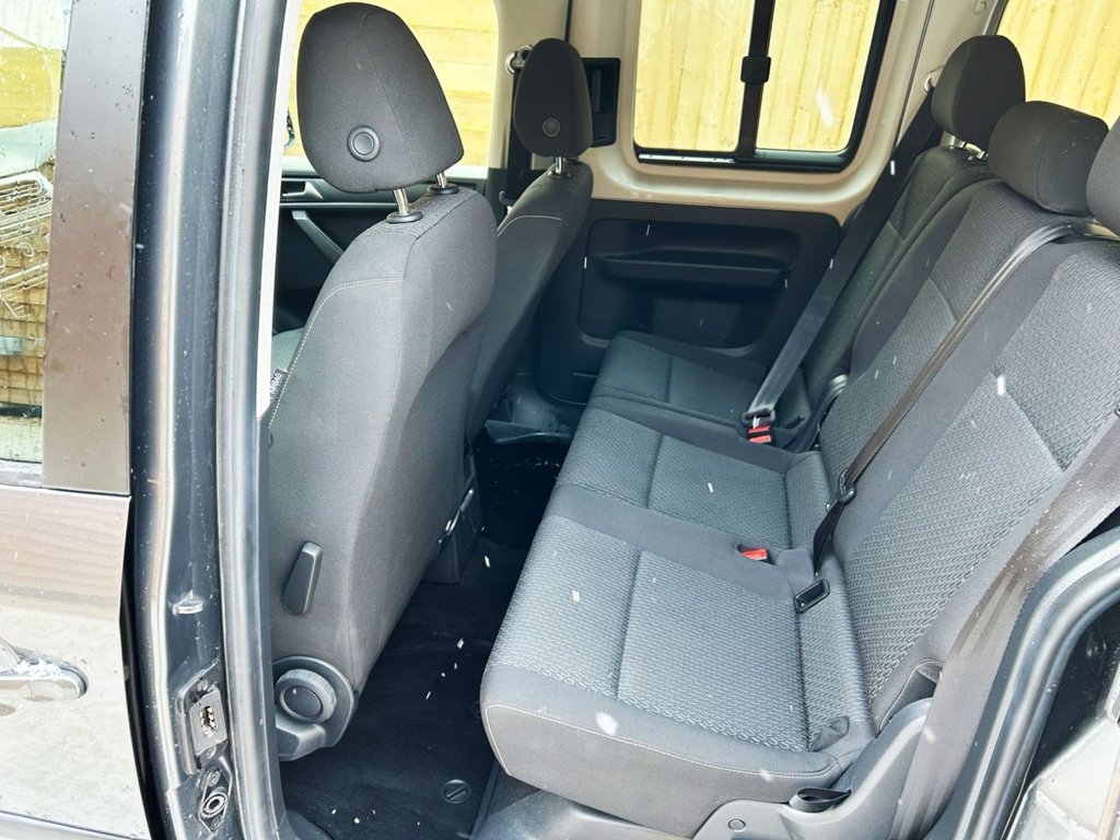 Used Volkswagen Caddy Maxi Life 2021 for sale - 76333658: Photo 23