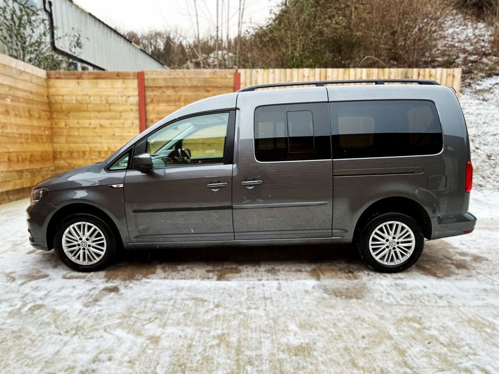 Used Volkswagen Caddy Maxi Life 2021 for sale - 76333658: Photo 7