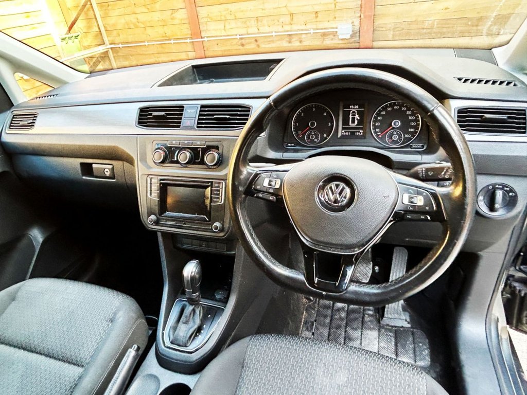 Used Volkswagen Caddy Maxi Life 2018 for sale - 77451500: Photo 2