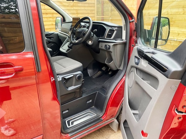 Used Ford Tourneo Custom 2020 for sale - 74867246: Photo 11