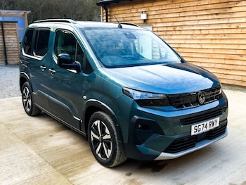 Used Peugeot Rifter 2024 for sale - 77680623: Photo