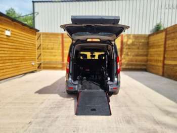 Used Ford Grand Tourneo Connect 2019 for sale - 74639084: Photo