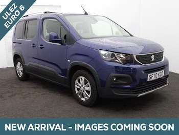 2020 (70) - 3 Seat Auto Wheelchair Accessible Disabled Access Vehicle WAV 5-Door