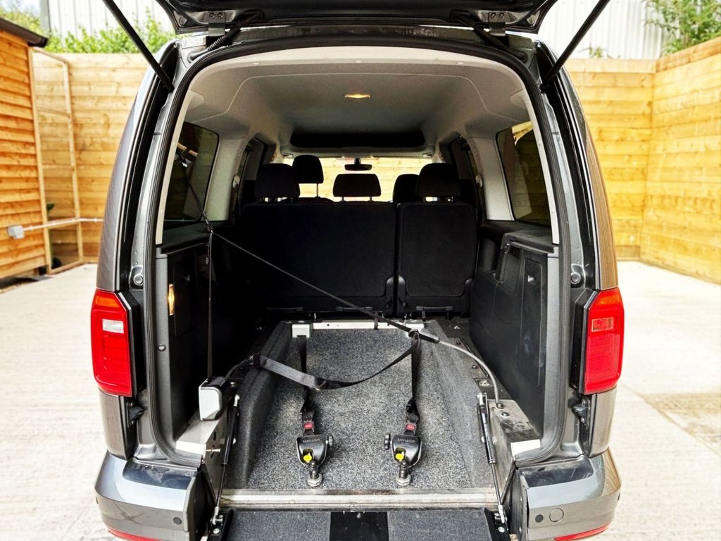 Used Volkswagen Caddy Maxi Life 2021 for sale - 76406186: Photo 13