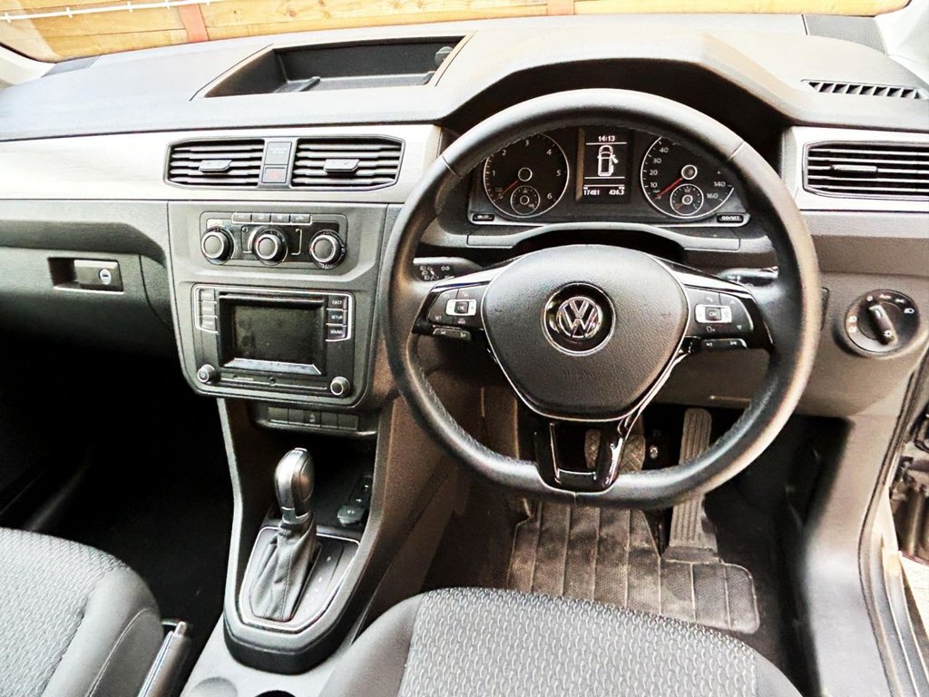 Used Volkswagen Caddy Maxi Life 2021 for sale - 76406186: Photo 2