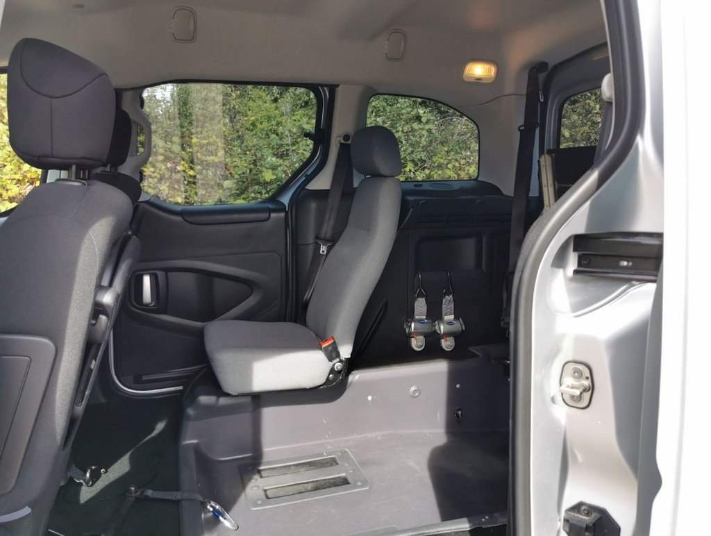 Used Peugeot Partner Tepee 2015 for sale - 77463514: Photo 12