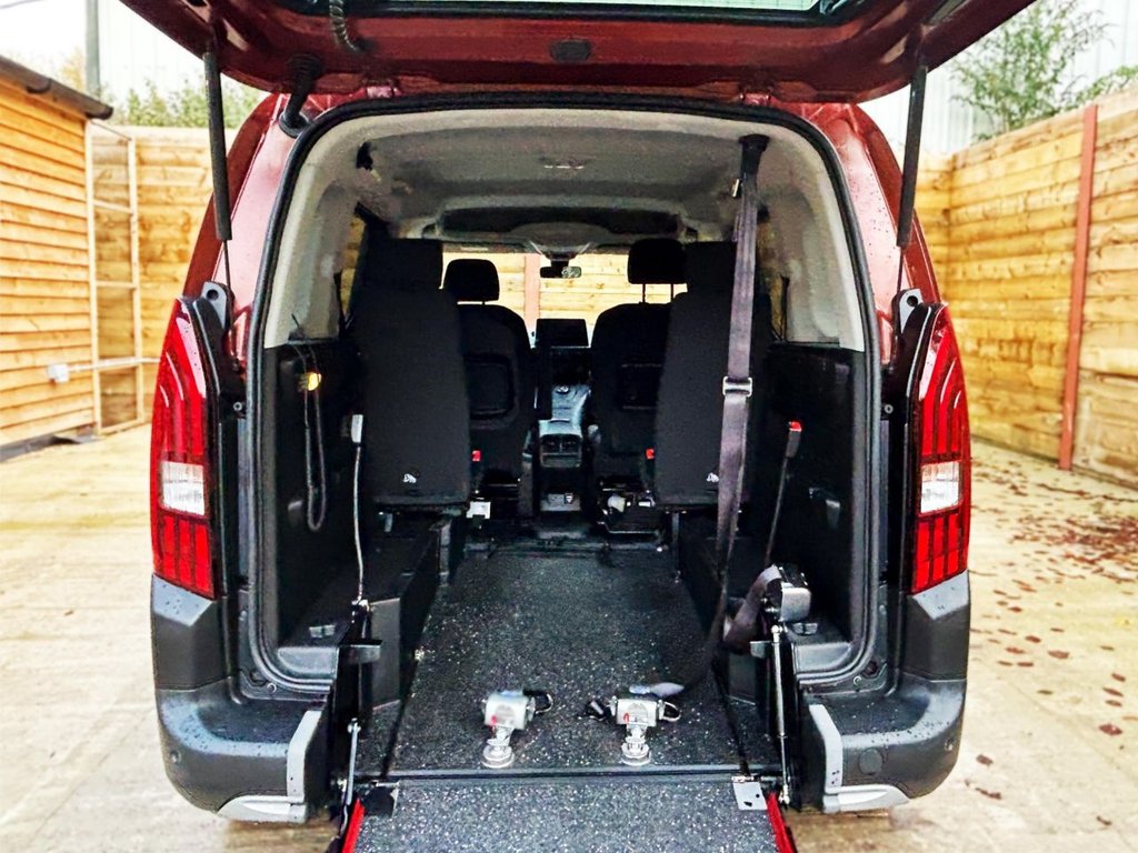 Used Peugeot Rifter 2020 for sale - 76396094: Photo 12