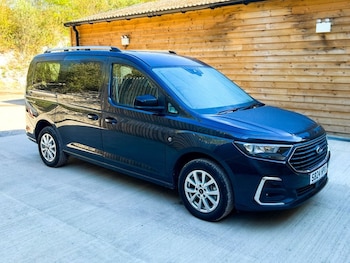 Used Ford Grand Tourneo Connect 2024 for sale - 78181471: Photo