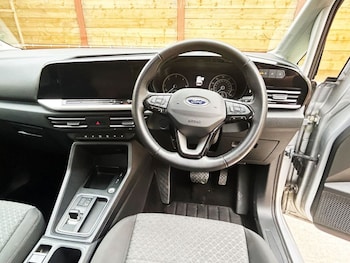 Used Ford Grand Tourneo Connect 2023 for sale - 75896862: Photo