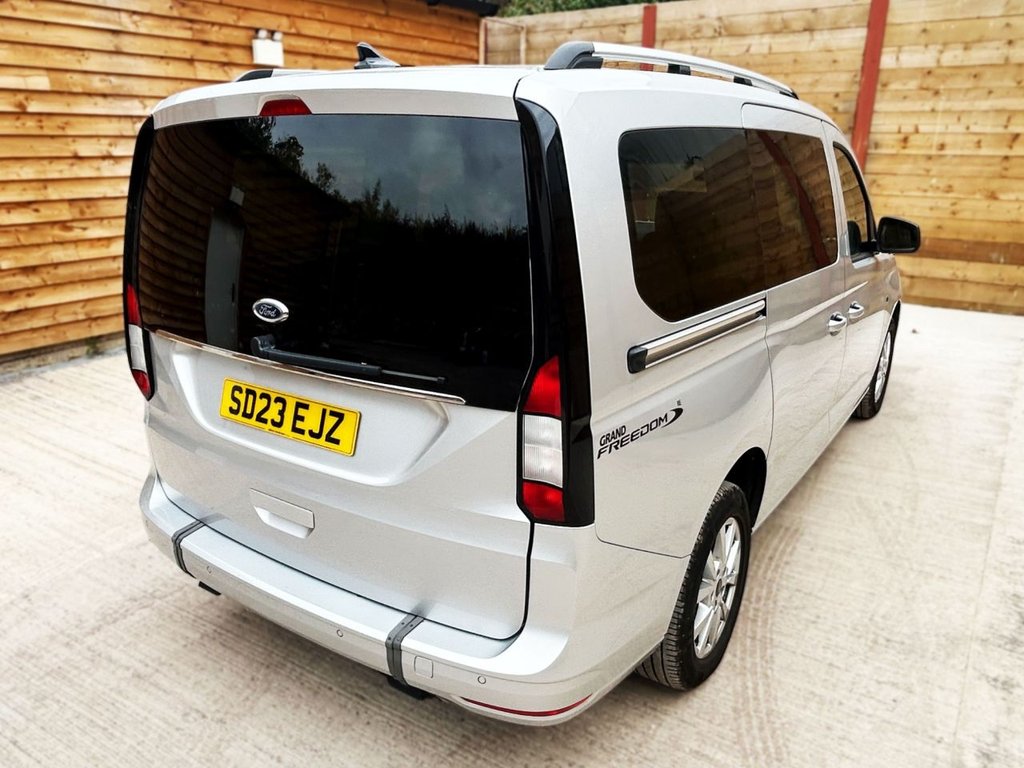 Used Ford Grand Tourneo Connect 2023 for sale - 75896862: Photo 8