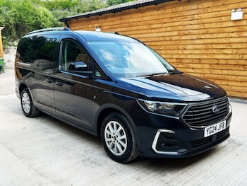 Used Ford Grand Tourneo Connect 2024 for sale - 75596554: Photo