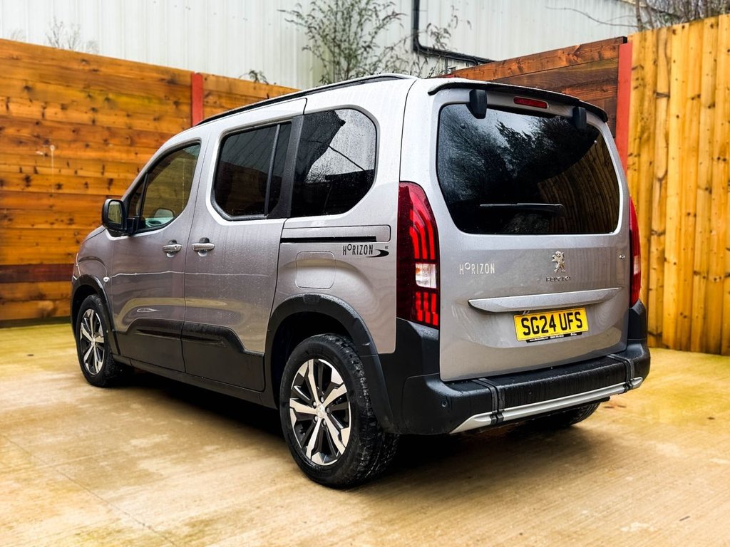 Used Peugeot Rifter 2024 for sale - 77451829: Photo 10