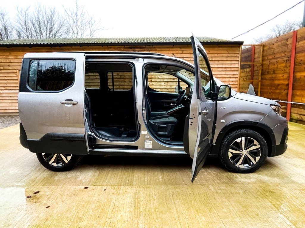 Used Peugeot Rifter 2024 for sale - 77451829: Photo 13