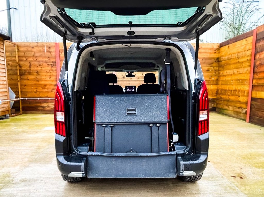 Used Peugeot Rifter 2024 for sale - 77451829: Photo 15