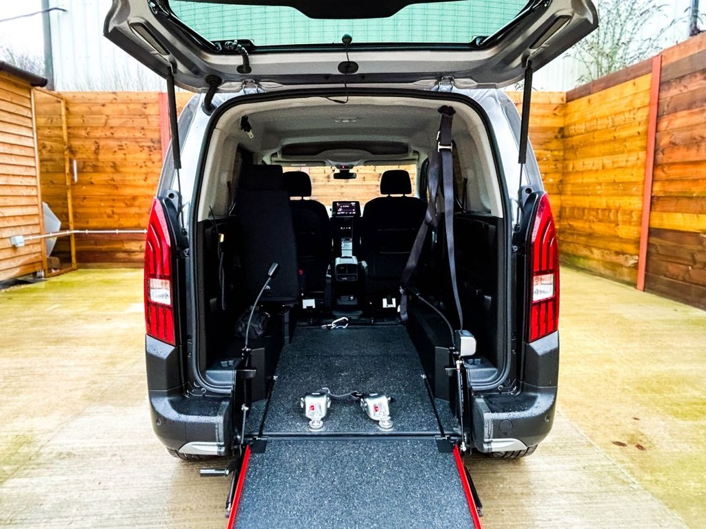 Used Peugeot Rifter 2024 for sale - 77451829: Photo 16