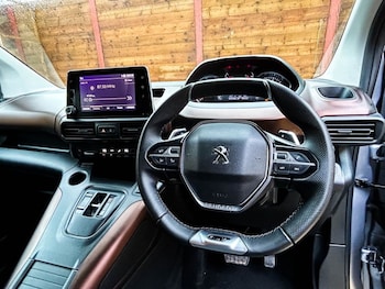 Used Peugeot Rifter 2024 for sale - 77451829: Photo