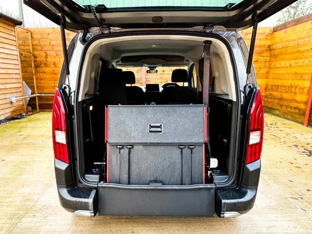 Used Peugeot Rifter 2023 for sale - 77188728: Photo 13