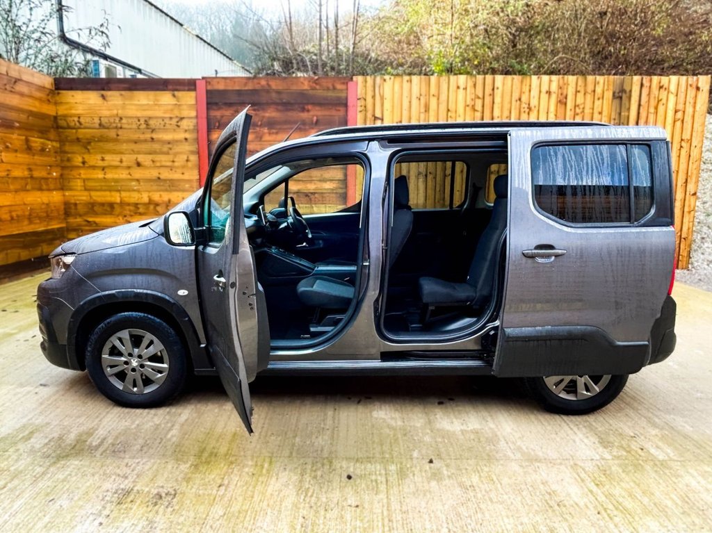 Used Peugeot Rifter 2023 for sale - 77188728: Photo 15