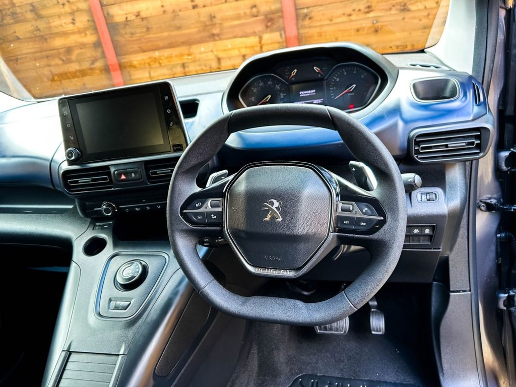 Used Peugeot Rifter 2023 for sale - 77188728: Photo 2