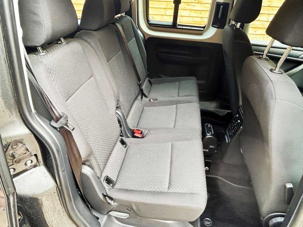 Used Volkswagen Caddy Maxi Life 2020 for sale - 75974177: Photo 16