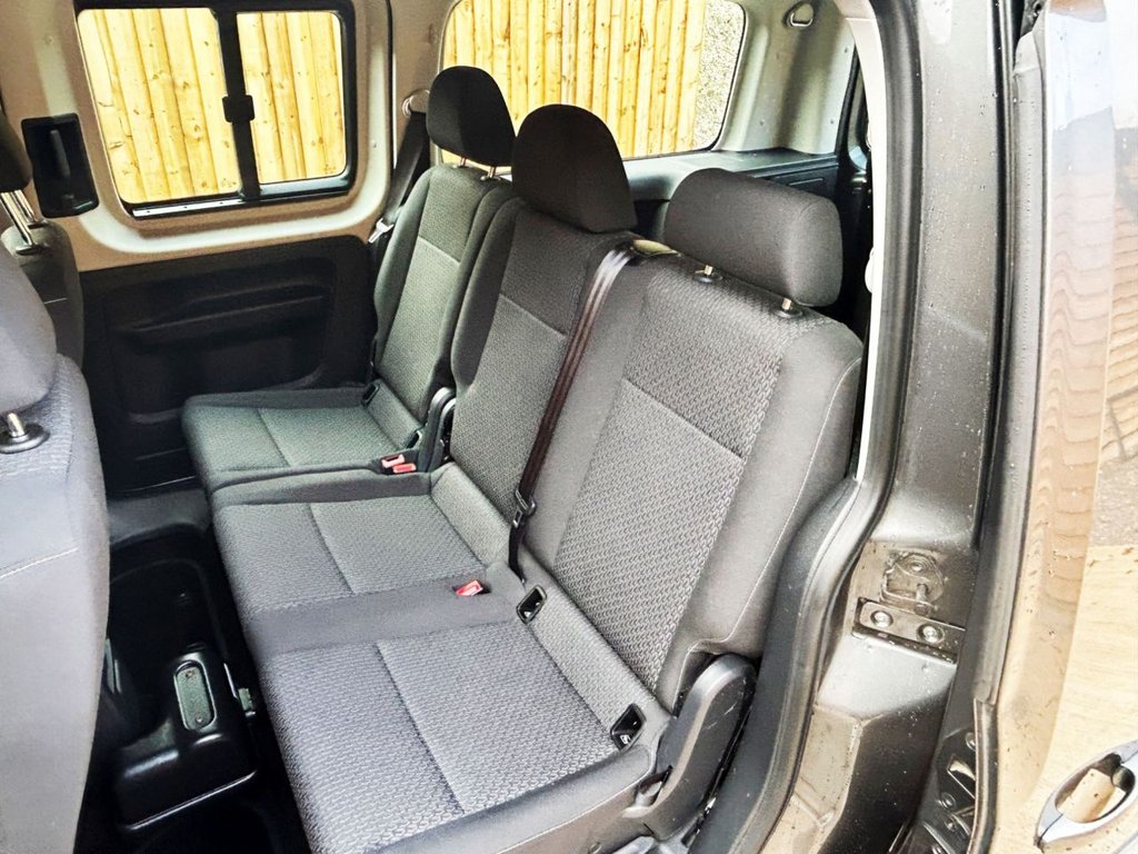 Used Volkswagen Caddy Maxi Life 2020 for sale - 75974177: Photo 20