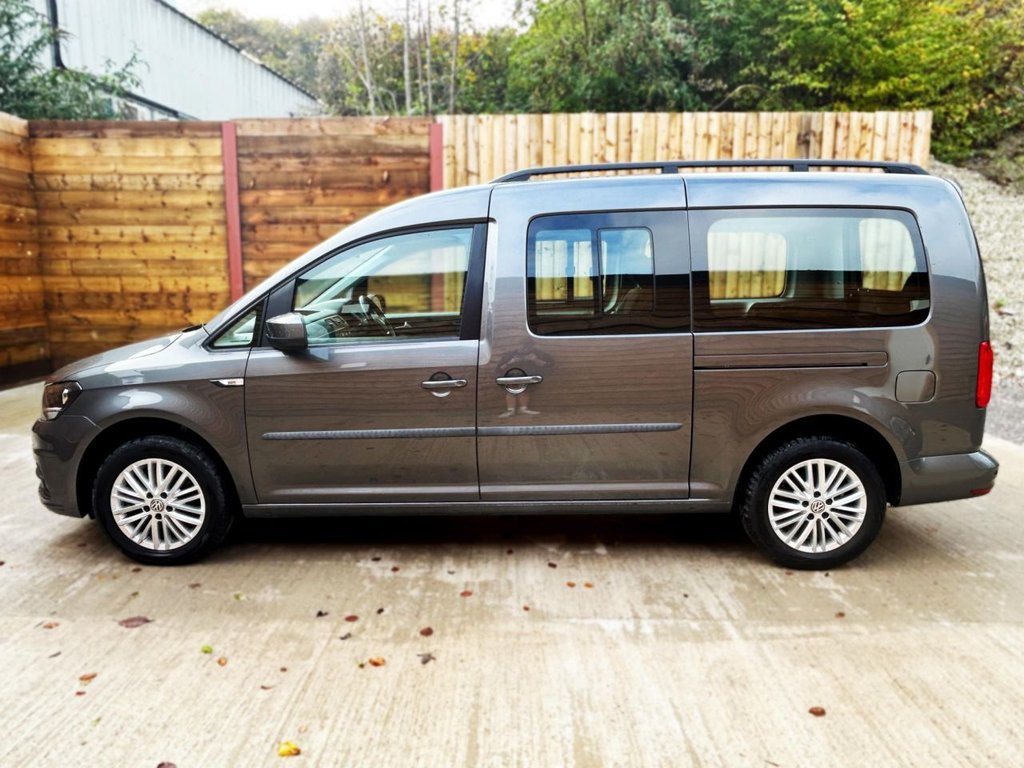 Used Volkswagen Caddy Maxi Life 2020 for sale - 75974177: Photo 7