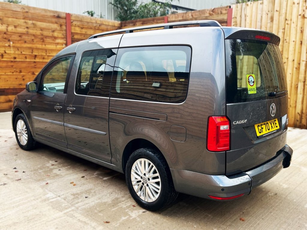 Used Volkswagen Caddy Maxi Life 2020 for sale - 75974177: Photo 9