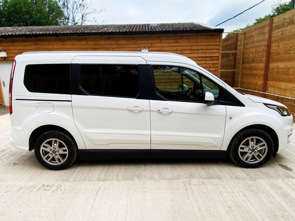 Used Ford Grand Tourneo Connect 2021 for sale - 76900446: Photo 5