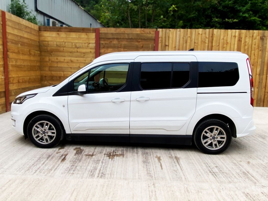 Used Ford Grand Tourneo Connect 2021 for sale - 76900446: Photo 6