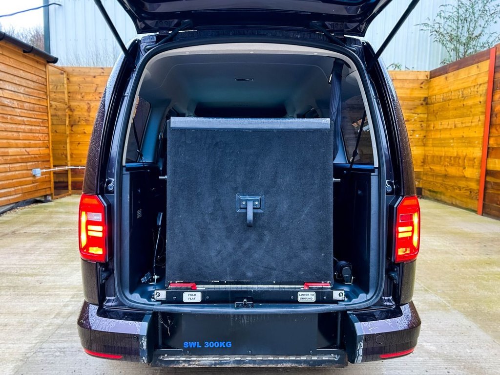 Used Volkswagen Caddy Maxi Life 2019 for sale - 77341559: Photo 11