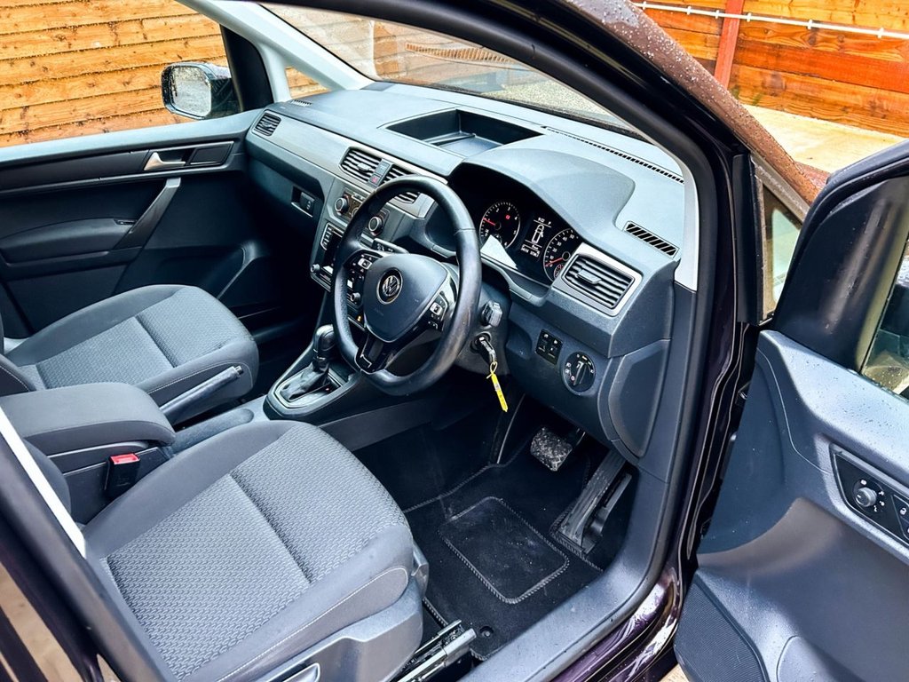 Used Volkswagen Caddy Maxi Life 2019 for sale - 77341559: Photo 14