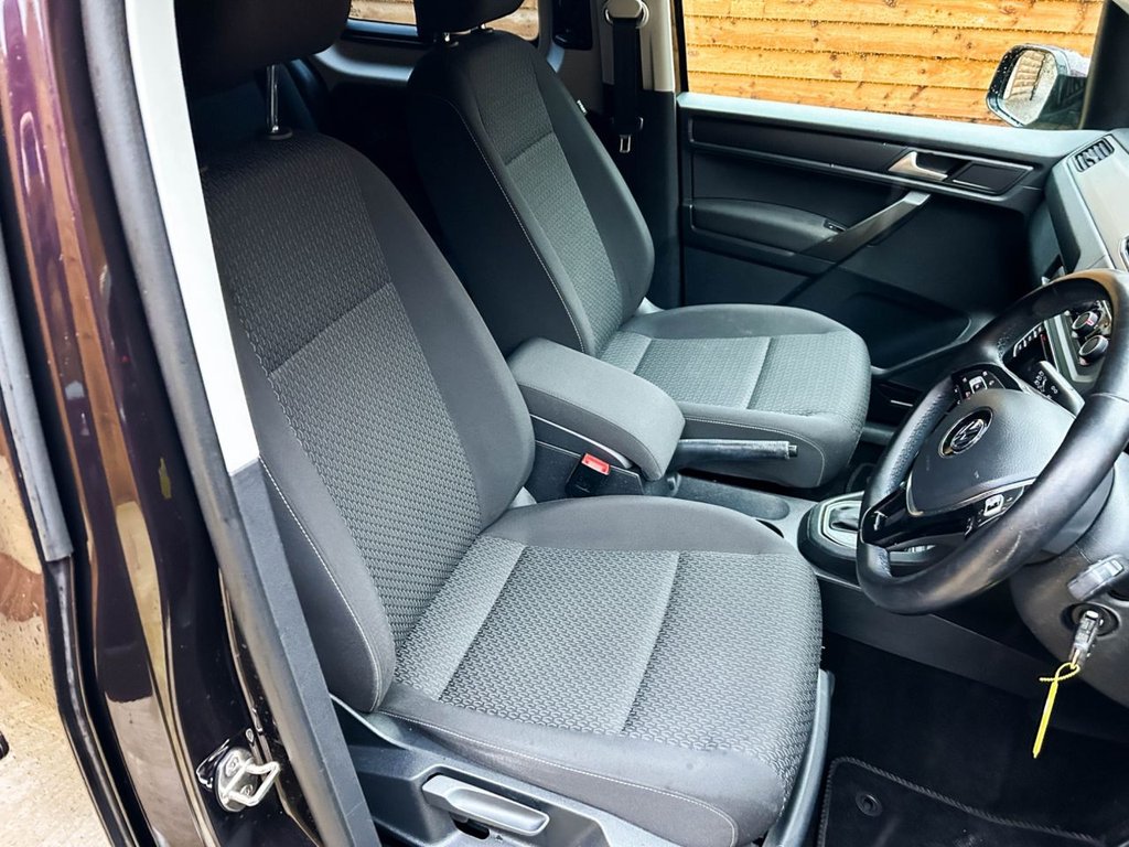 Used Volkswagen Caddy Maxi Life 2019 for sale - 77341559: Photo 15