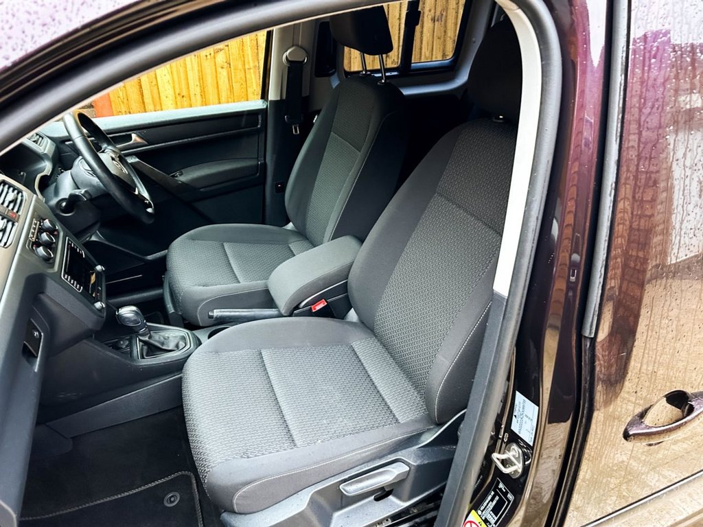 Used Volkswagen Caddy Maxi Life 2019 for sale - 77341559: Photo 18