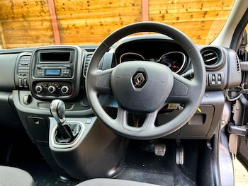 Used Renault Trafic 2020 for sale - 77680658: Photo