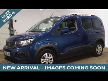 2019 (69) - 3 Seat Auto Wheelchair Accessible Disabled Access Vehicle WAV 5-Door