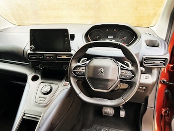 Used Peugeot Rifter 2020 for sale - 76119256: Photo 2