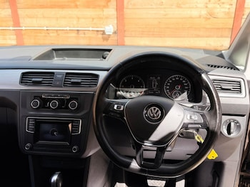Used Volkswagen Caddy Maxi Life 2020 for sale - 79482142: Photo