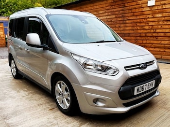 Used Ford Tourneo Connect 2018 for sale - 75801765: Photo