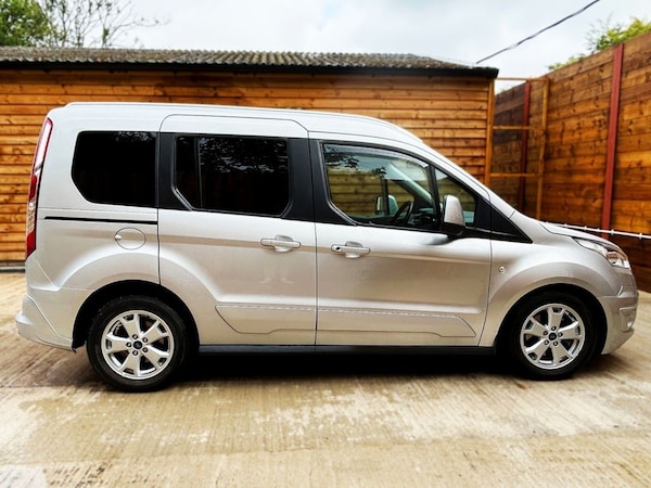 Used Ford Tourneo Connect 2018 for sale - 75801765: Photo 6