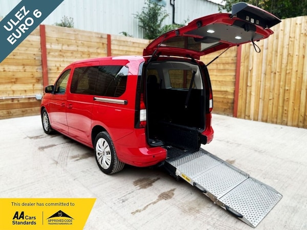 Used Volkswagen Caddy Maxi Life 2022 for sale - 76255975: Photo 1