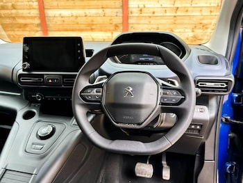Used Peugeot Rifter 2023 for sale - 78414482: Photo