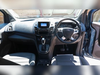 Used Ford Grand Tourneo Connect 2020 for sale - 79275885: Photo