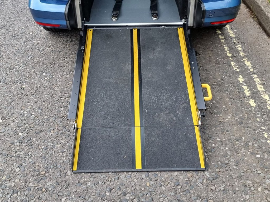 Used Volkswagen Caddy Life 2017 for sale - 77463521: Photo 5